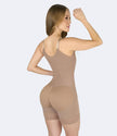 Body Modelador Hourglass com fecho de ganchos, estilo ampulheta.