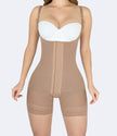 Body Modelador Hourglass com fecho de ganchos, estilo ampulheta.